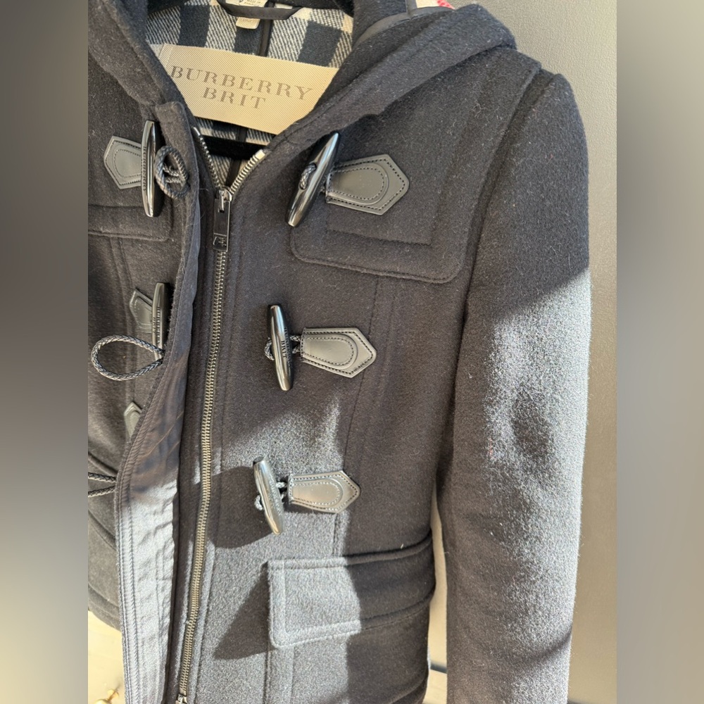 Burberry Britt Wool Black Coat w/ Hood & Signature Check Lining & Toggle • 2 - Picture 6 of 14
